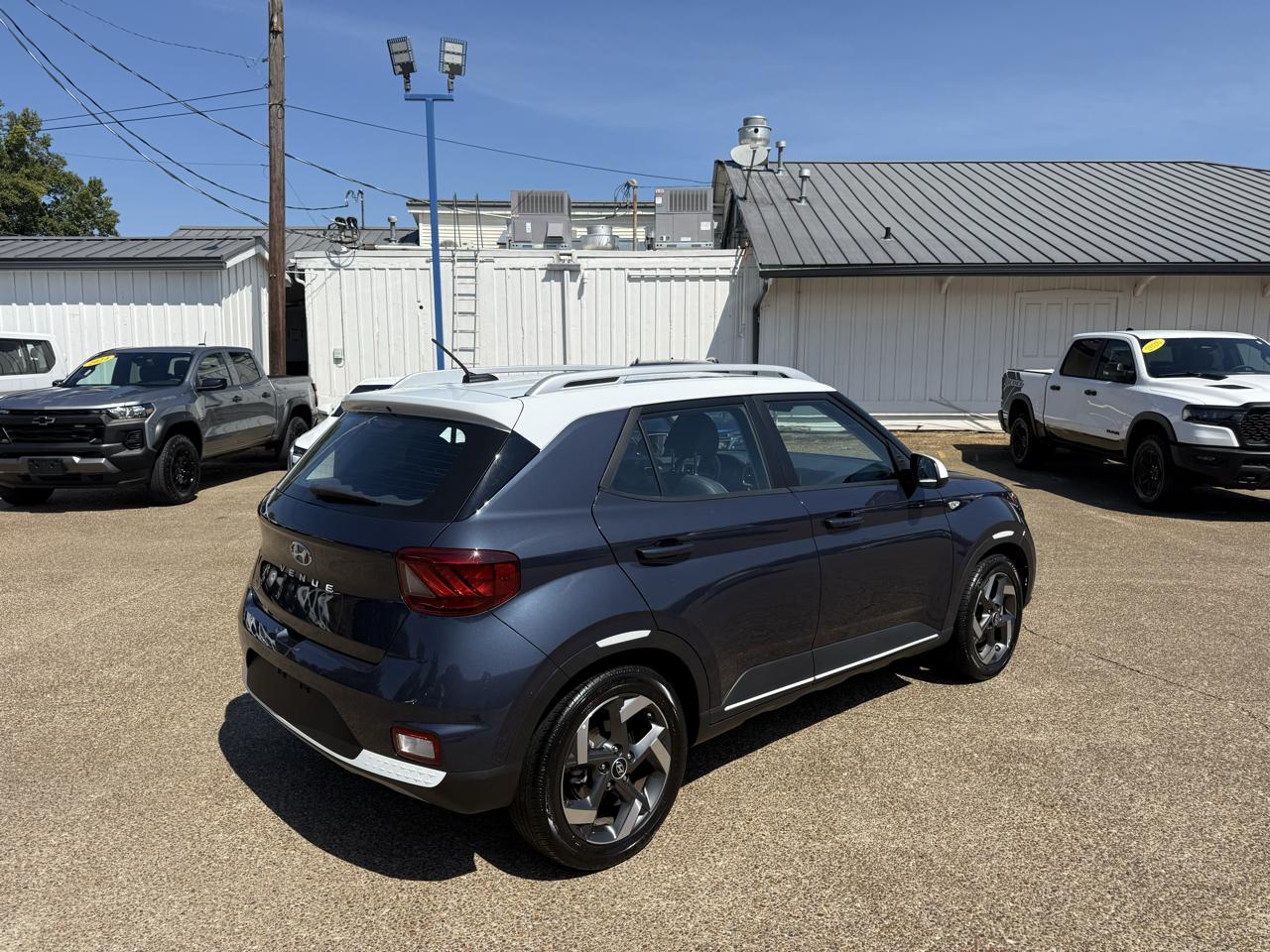 Hyundai Venue Limited IVT 2025