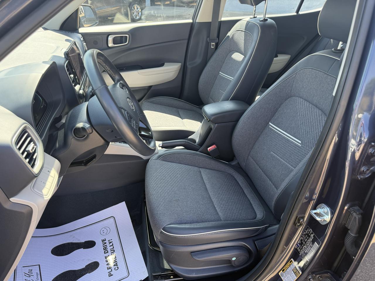 Hyundai Venue Limited IVT 2025