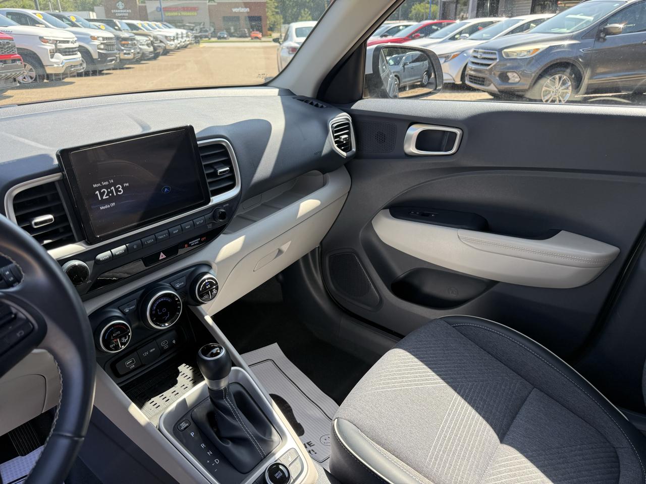 Hyundai Venue Limited IVT 2025