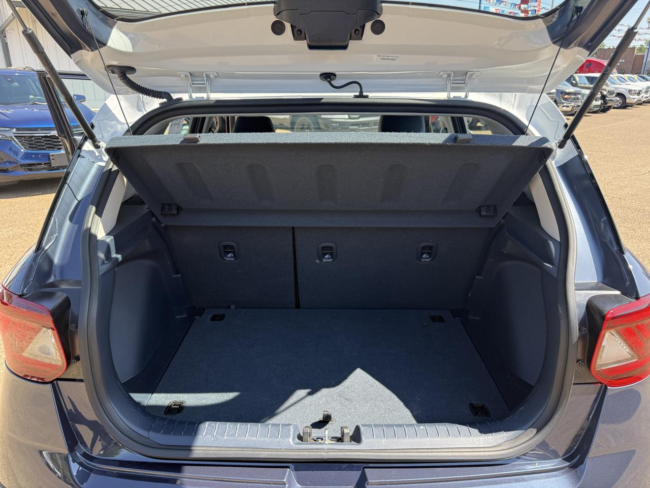 Hyundai Venue Limited IVT 2025