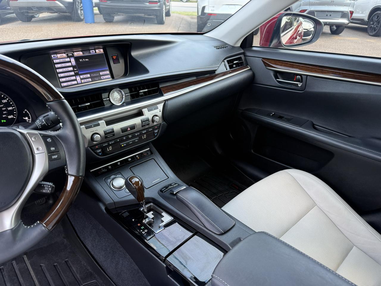 Lexus ES 350 4dr Sdn 2014