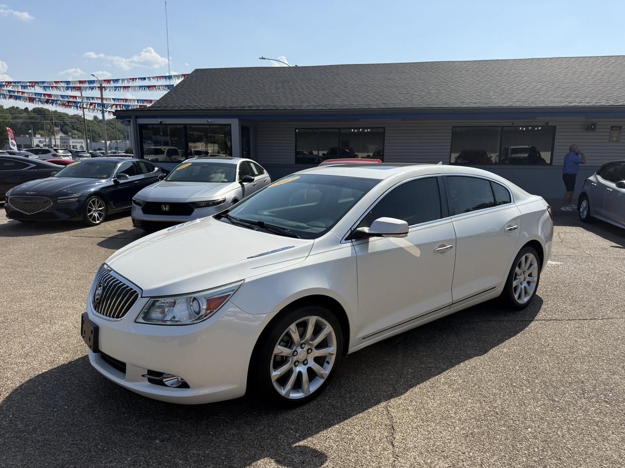 Buick LaCrosse 4dr Sdn Touring FWD 2013