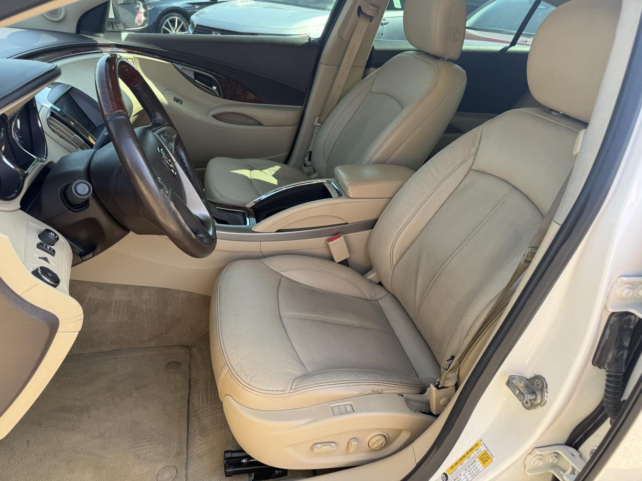 Buick LaCrosse 4dr Sdn Touring FWD 2013