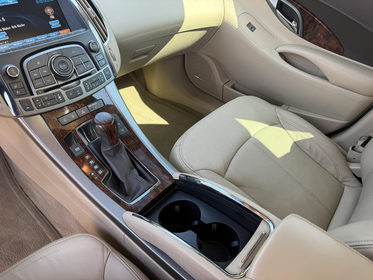 Buick LaCrosse 4dr Sdn Touring FWD 2013