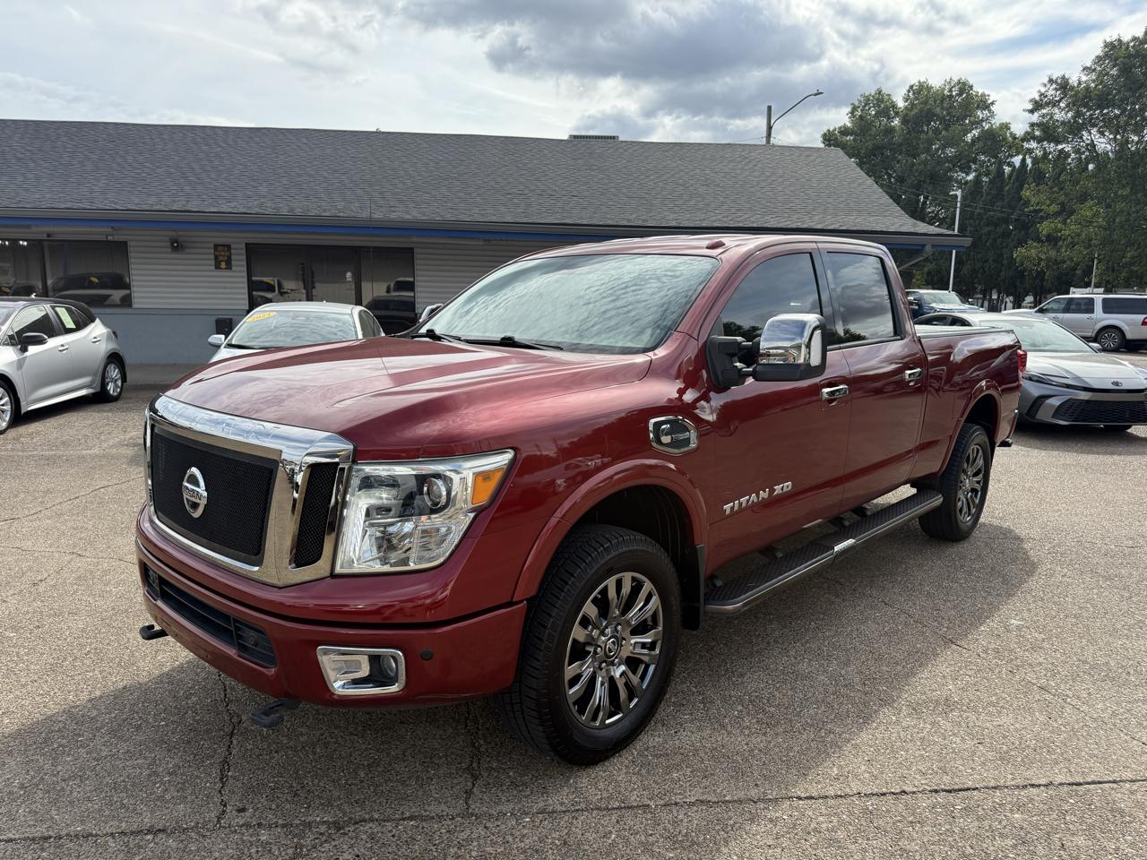 Nissan Titan XD 4WD Crew Cab Platinum Reserve Diesel 2016