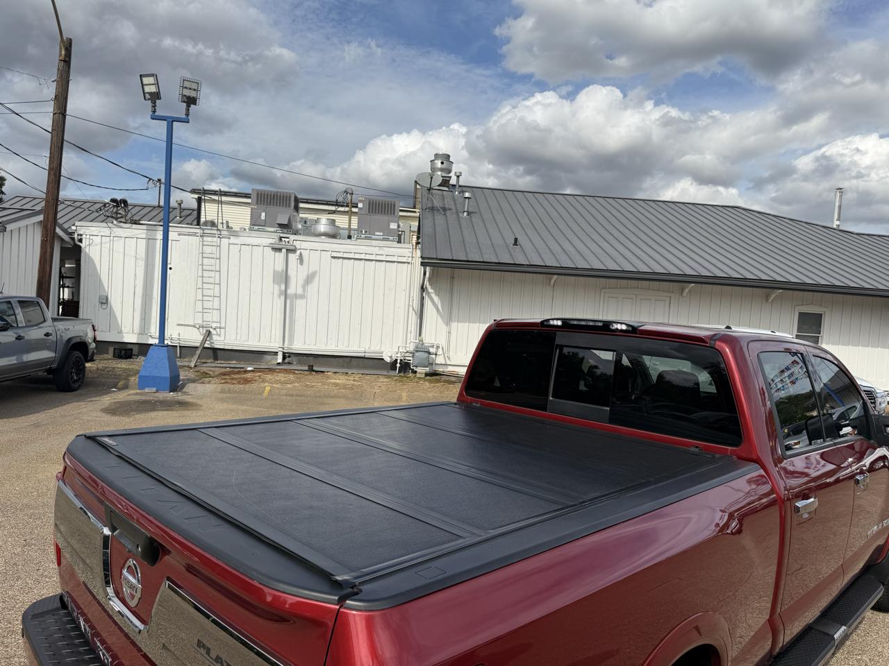Nissan Titan XD 4WD Crew Cab Platinum Reserve Diesel 2016