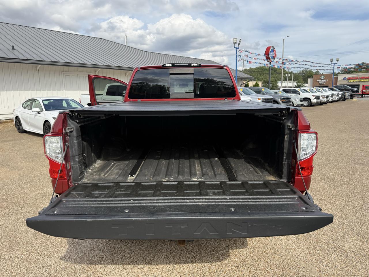 Nissan Titan XD 4WD Crew Cab Platinum Reserve Diesel 2016