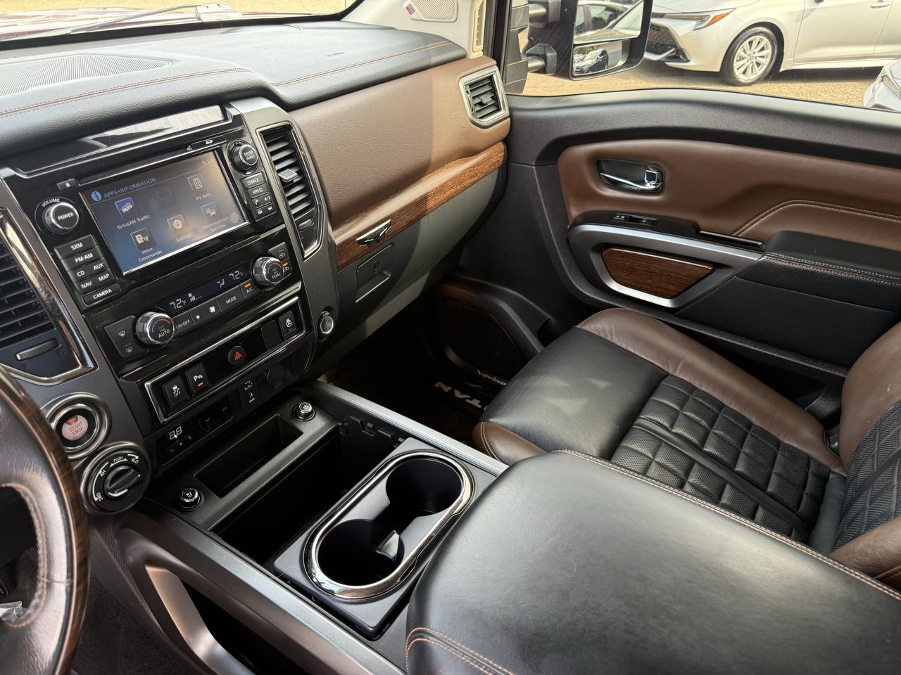 Nissan Titan XD 4WD Crew Cab Platinum Reserve Diesel 2016