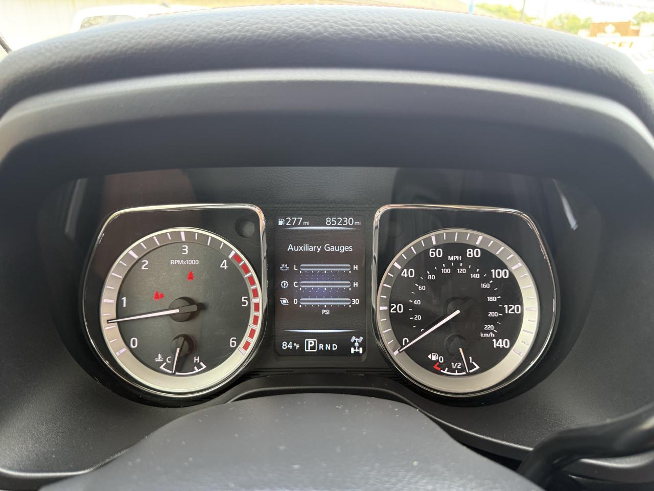 Nissan Titan XD 4WD Crew Cab Platinum Reserve Diesel 2016