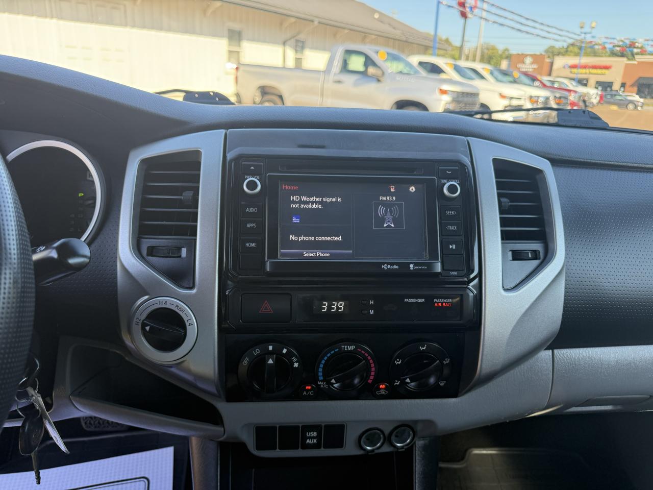Toyota Tacoma 4WD Double Cab LB V6 AT (Natl) 2014
