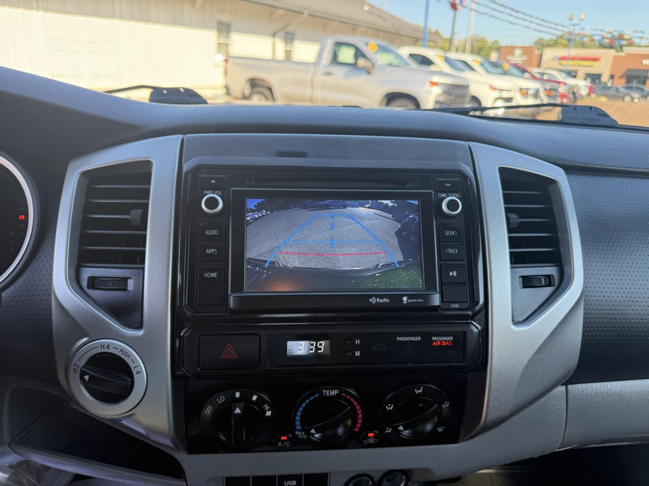 Toyota Tacoma 4WD Double Cab LB V6 AT (Natl) 2014