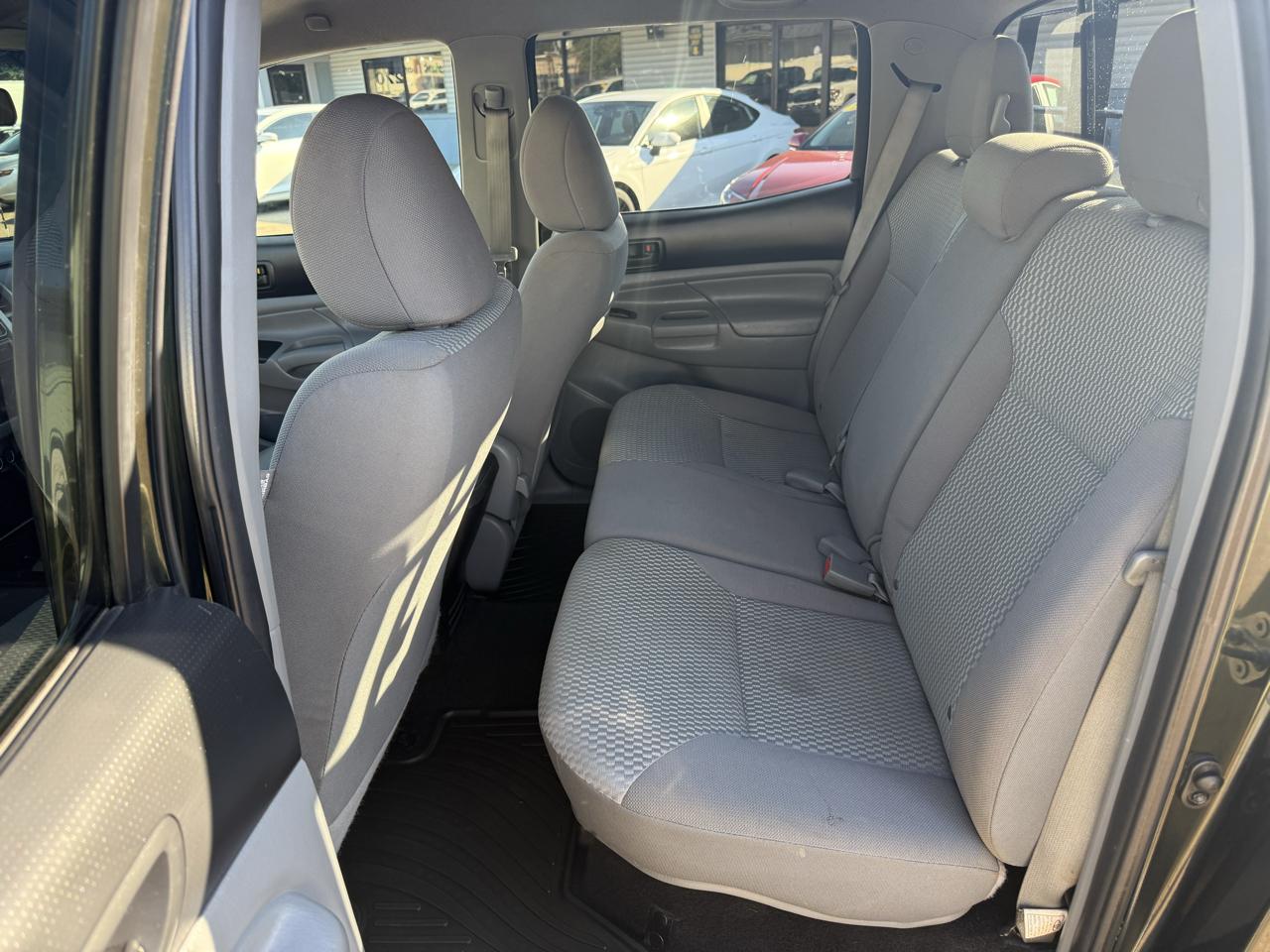 Toyota Tacoma 4WD Double Cab LB V6 AT (Natl) 2014