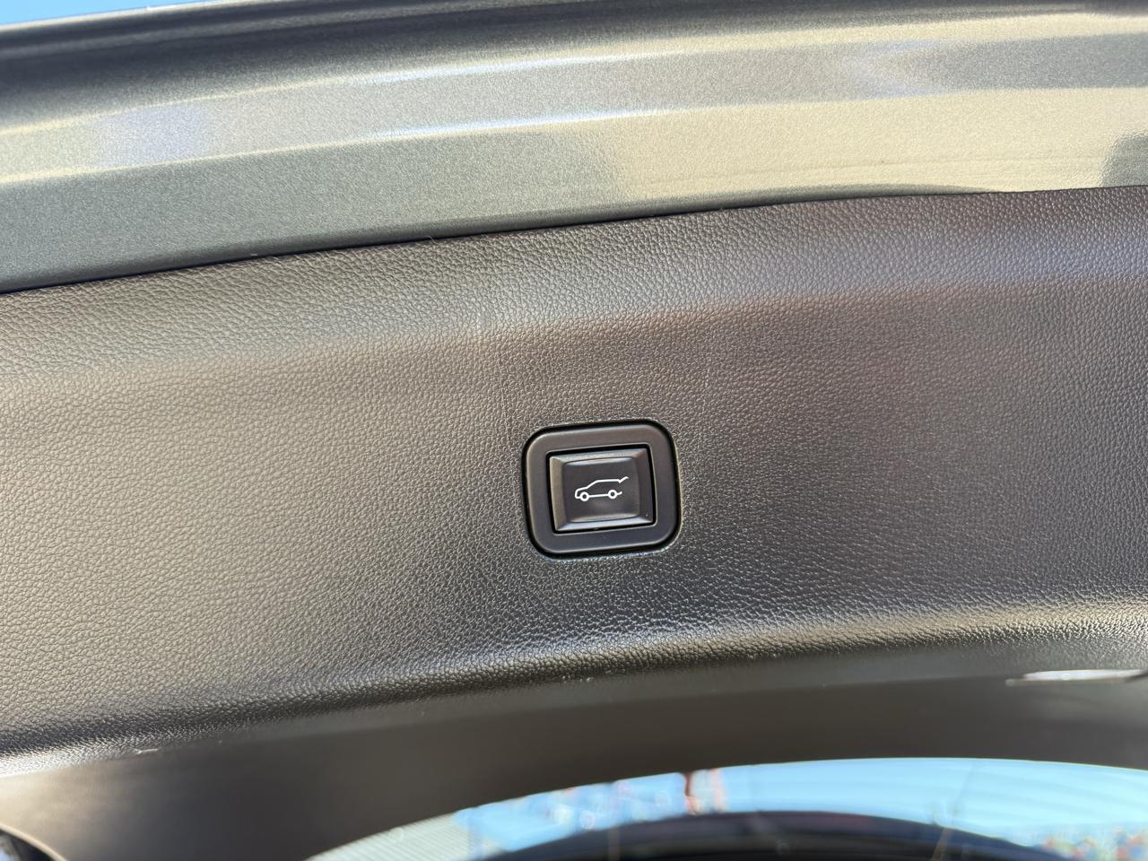 Buick Enclave FWD 4dr Avenir 2023