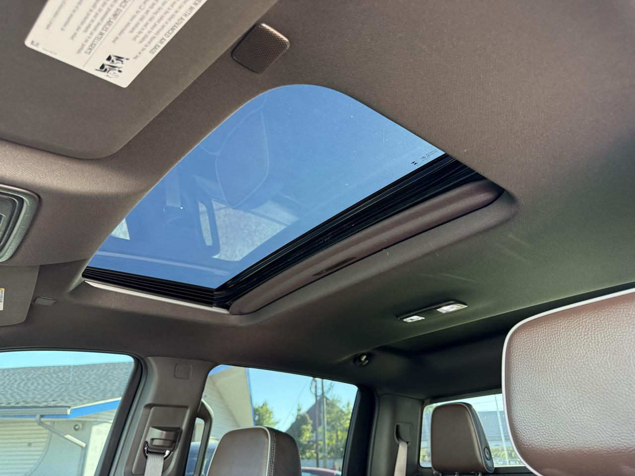 GMC Sierra 1500 4WD Crew Cab 147" Denali 2025