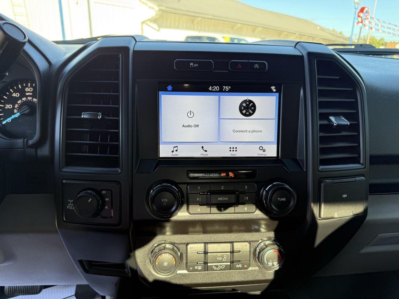 Ford F-150 4WD SuperCab 145" STX 2019