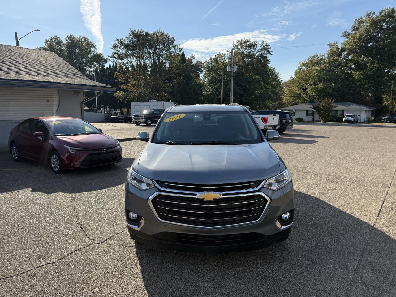 Chevrolet Traverse FWD 4dr LT Cloth w/1LT 2021