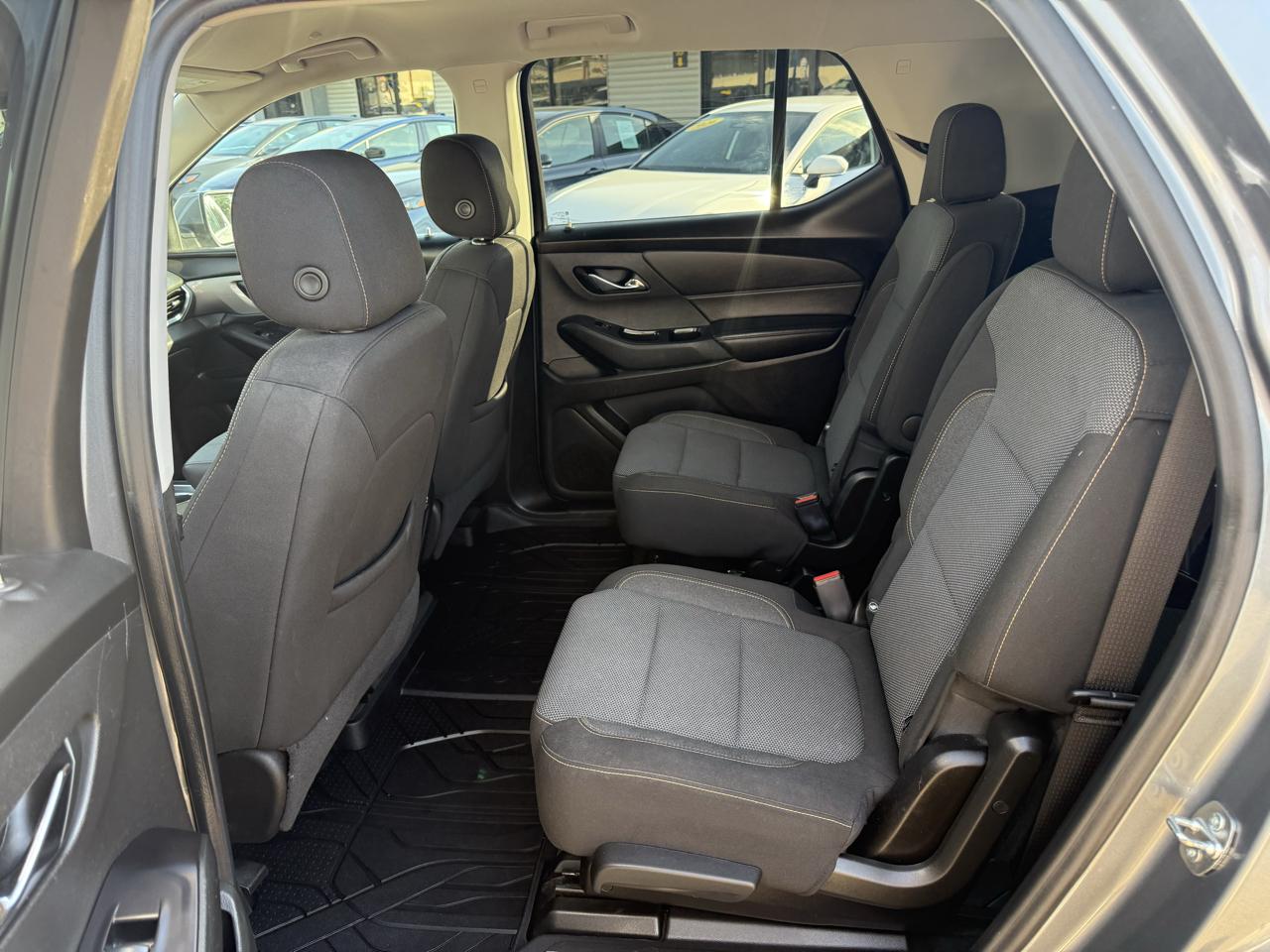 Chevrolet Traverse FWD 4dr LT Cloth w/1LT 2021