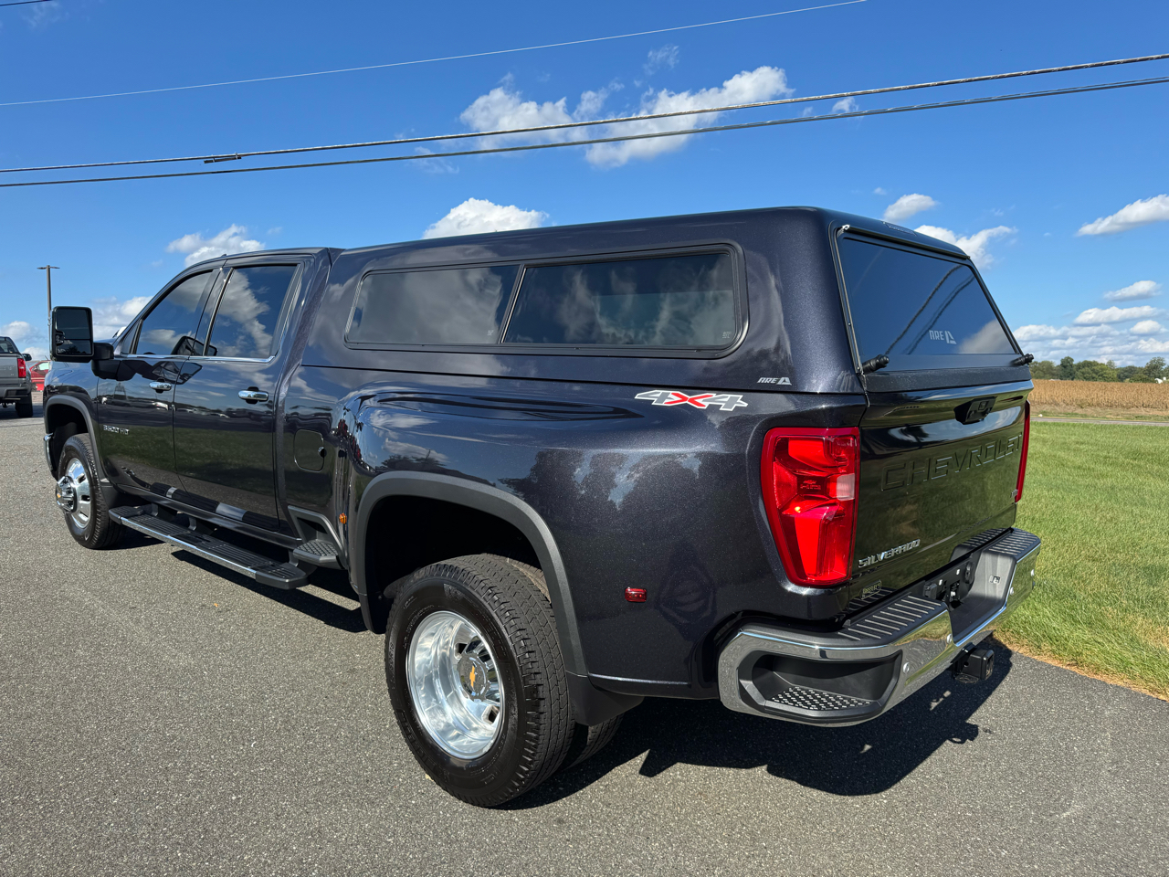 2024 Chevrolet Silverado 3500HD LTZ photo 2