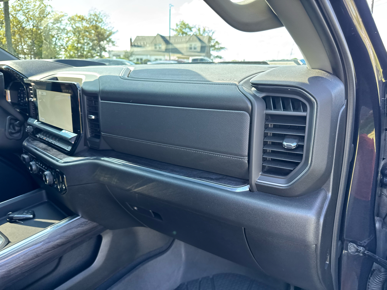 2024 Chevrolet Silverado 3500HD LTZ photo 23