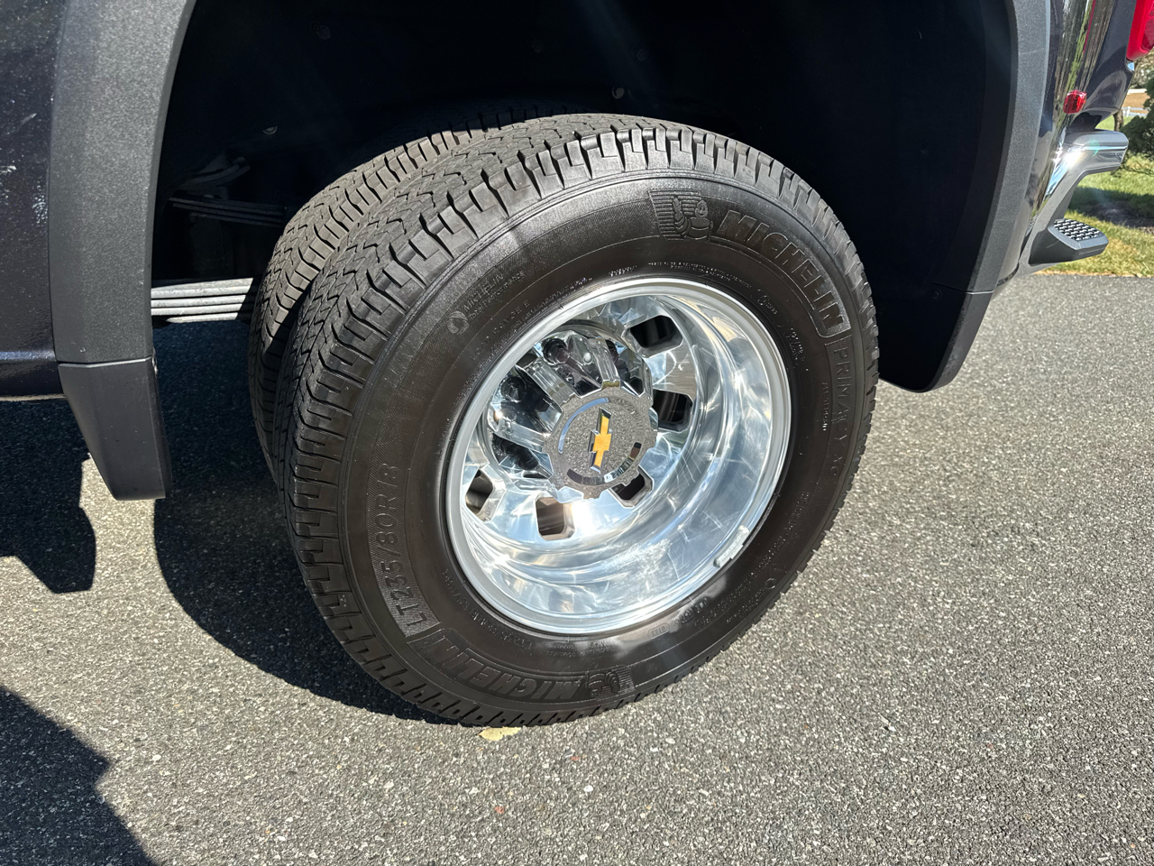 2024 Chevrolet Silverado 3500HD LTZ photo 29