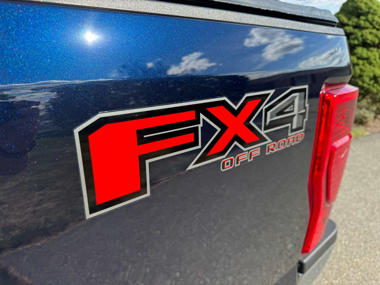 2022 Ford F-350 XLT photo 21