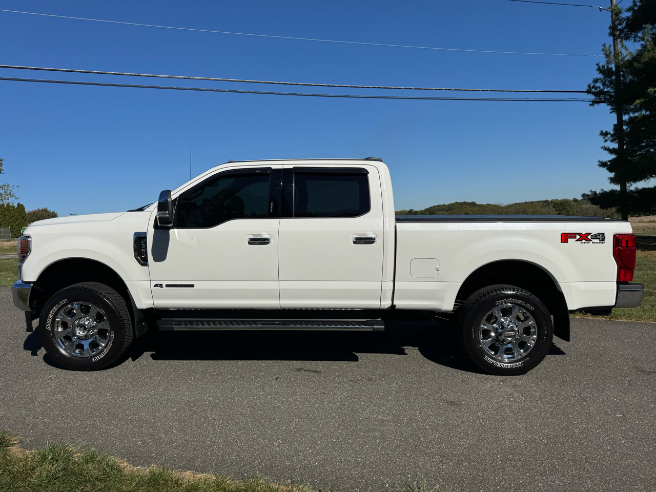2020 Ford F-350 Lariat photo 3