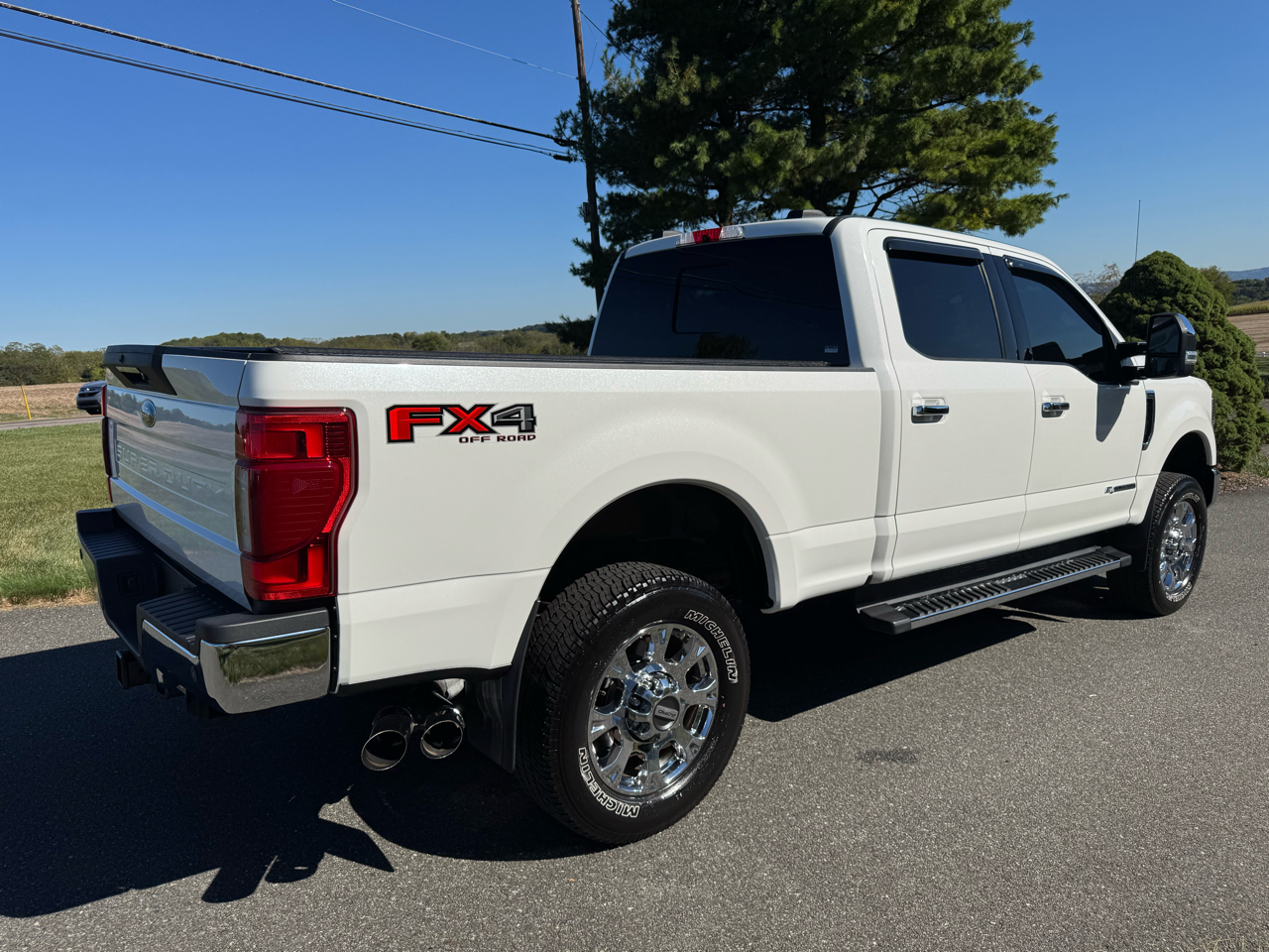 2020 Ford F-350 Lariat photo 8