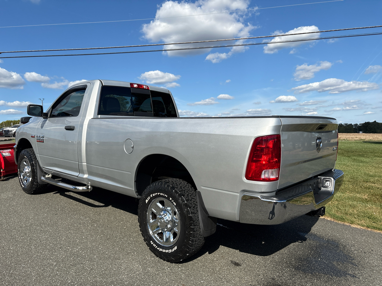 2016 Ram 2500 Tradesman photo 2