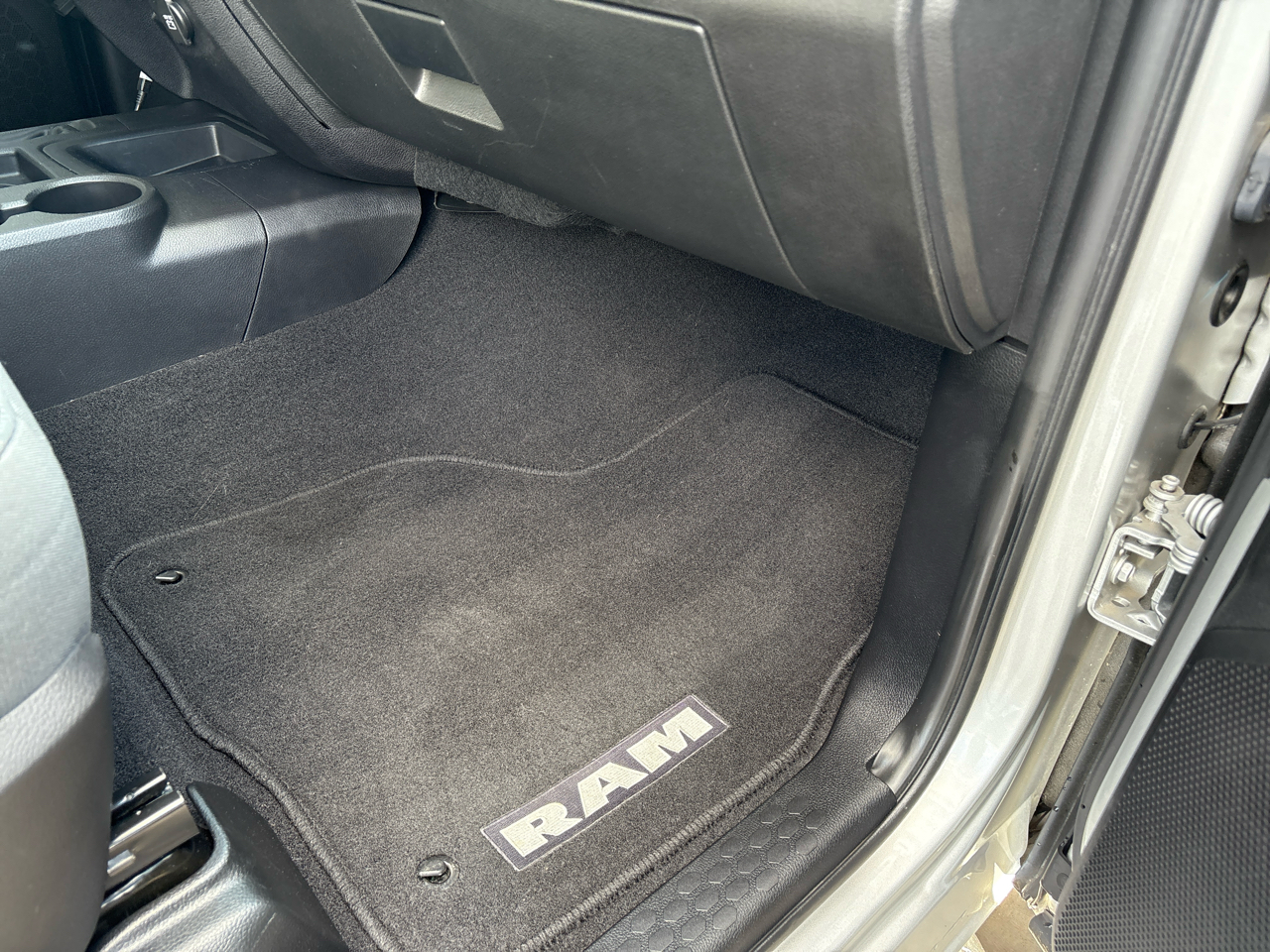 2016 Ram 2500 Tradesman photo 11