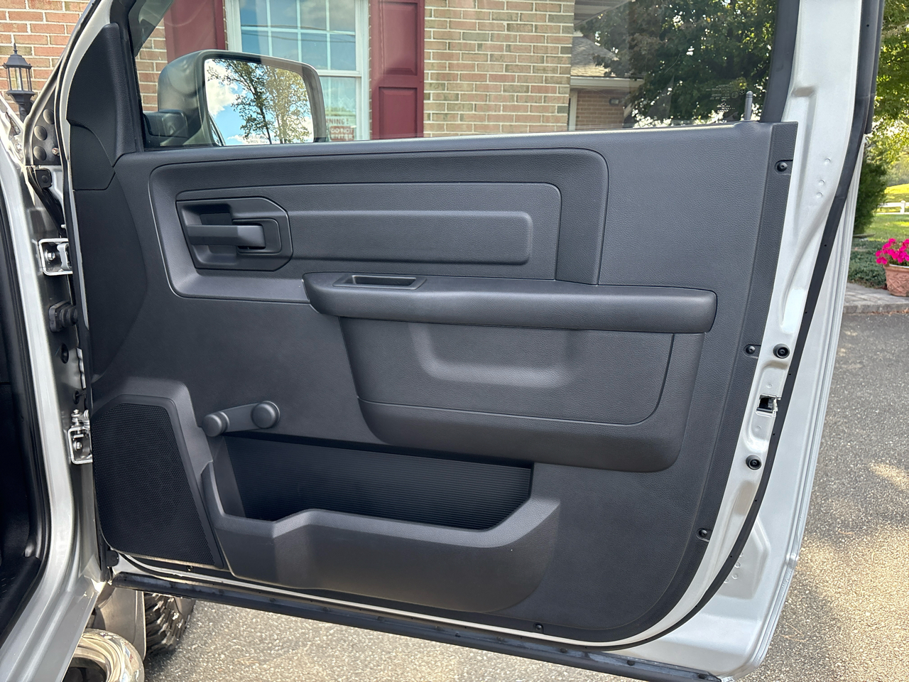 2016 Ram 2500 Tradesman photo 12
