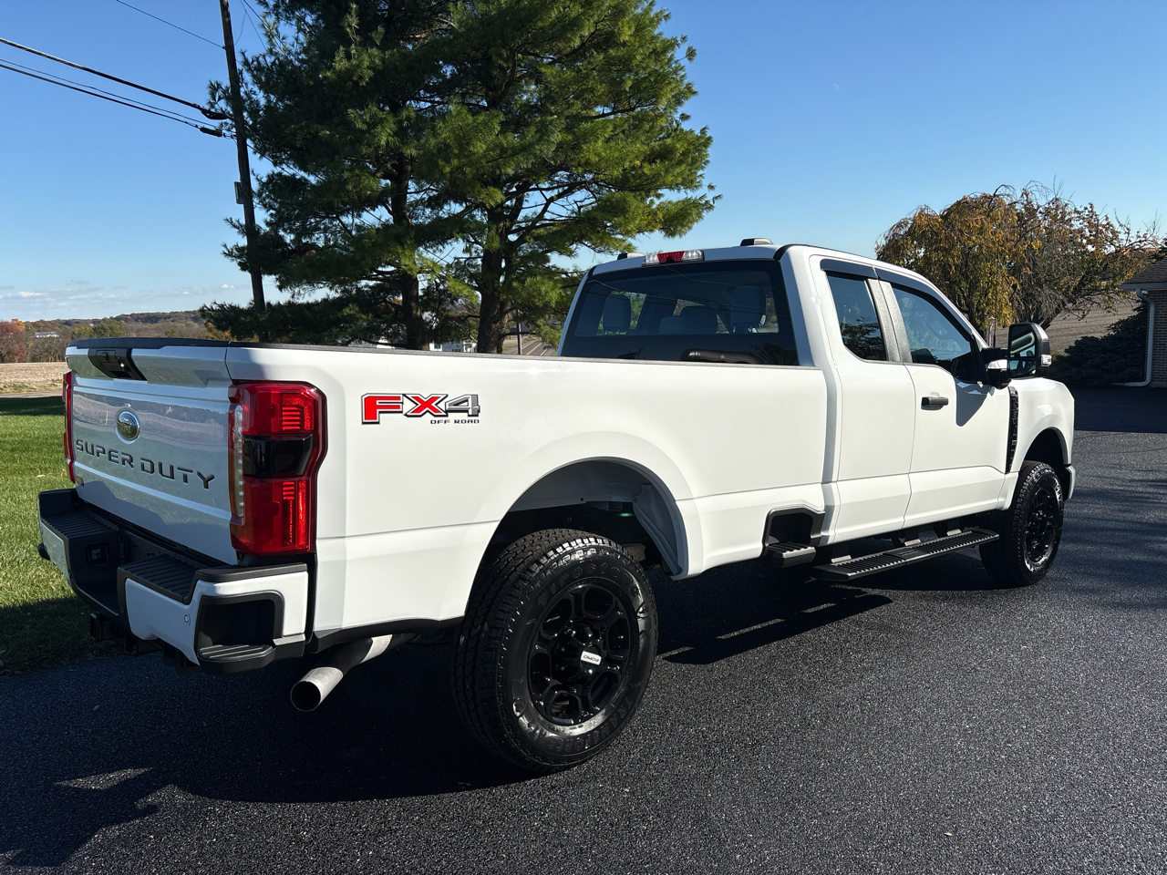 Ford F-350 SD XL SuperCab Long Bed 4WD 2023 Ford F-350 SD XL SuperCab Long Bed 4WD 2023