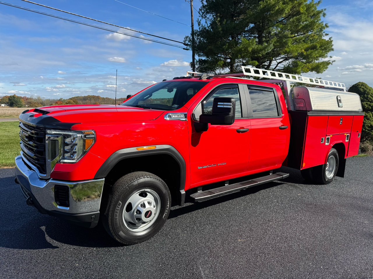 GMC Sierra 3500HD Crew Cab 4WD 2021 GMC Sierra 3500HD Crew Cab 4WD 2021