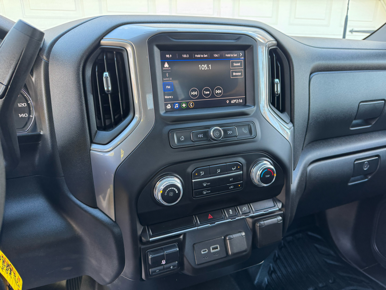 GMC Sierra 3500HD Crew Cab 4WD 2021 GMC Sierra 3500HD Crew Cab 4WD 2021