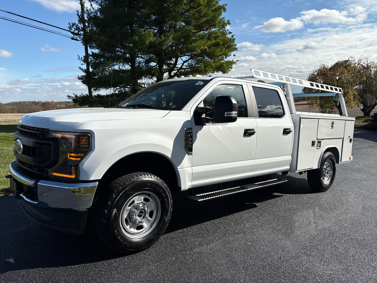 2022 Ford F-350 SD XL Crew Cab Long Bed 4WD