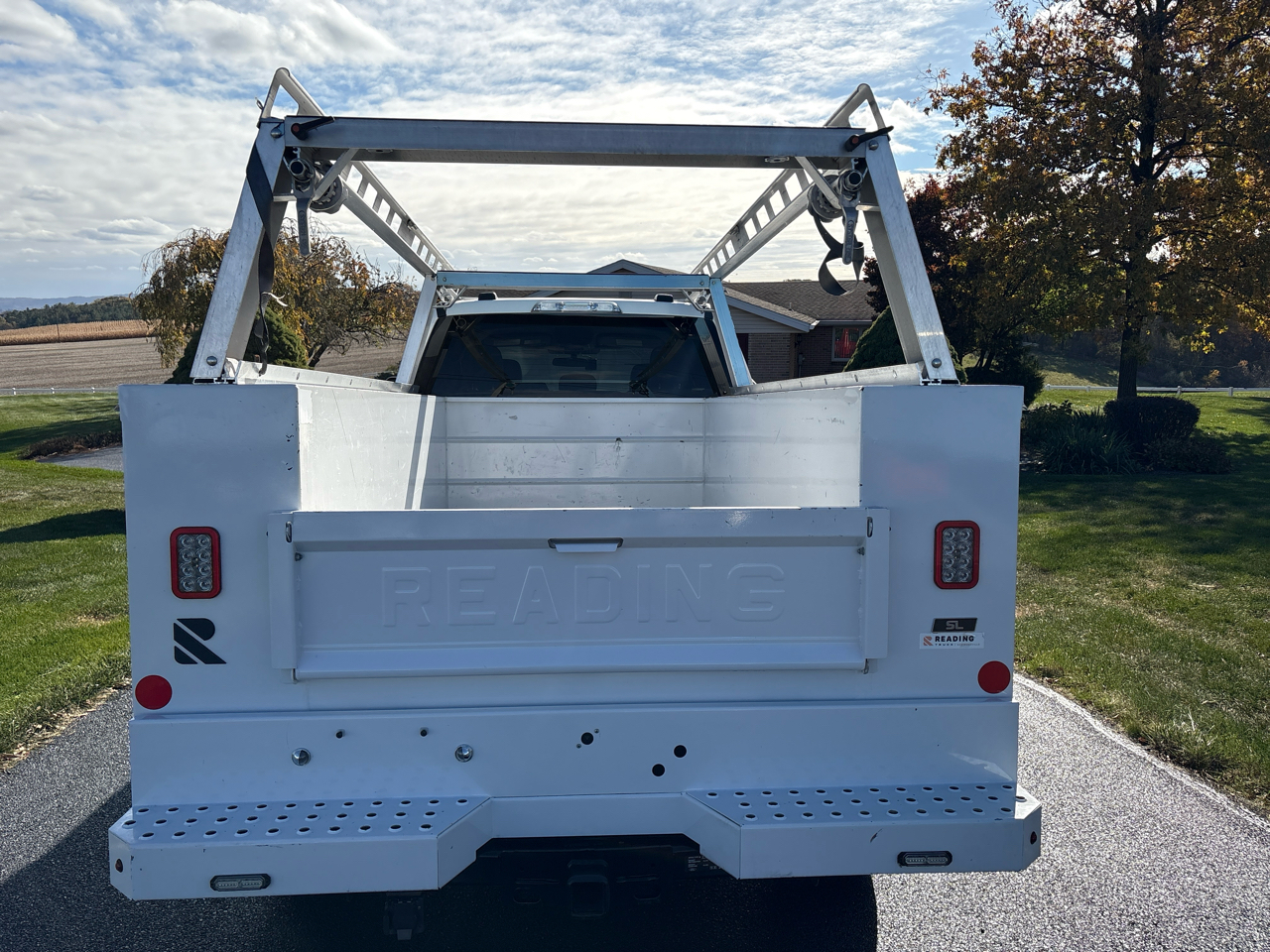 Ford F-350 SD XL Crew Cab Long Bed 4WD 2022 Ford F-350 SD XL Crew Cab Long Bed 4WD 2022