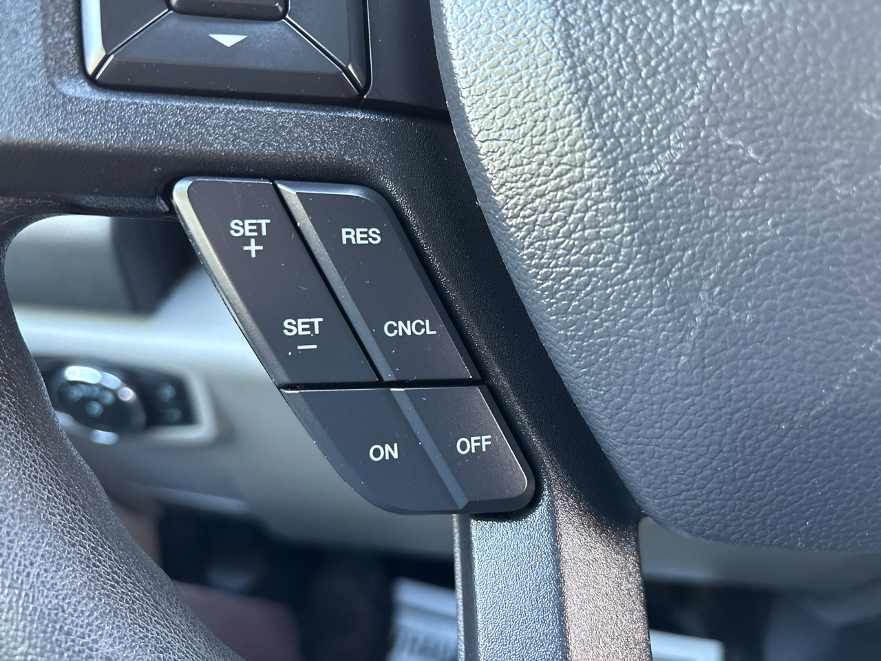 Ford F-350 SD XL Crew Cab Long Bed 4WD 2022 Ford F-350 SD XL Crew Cab Long Bed 4WD 2022