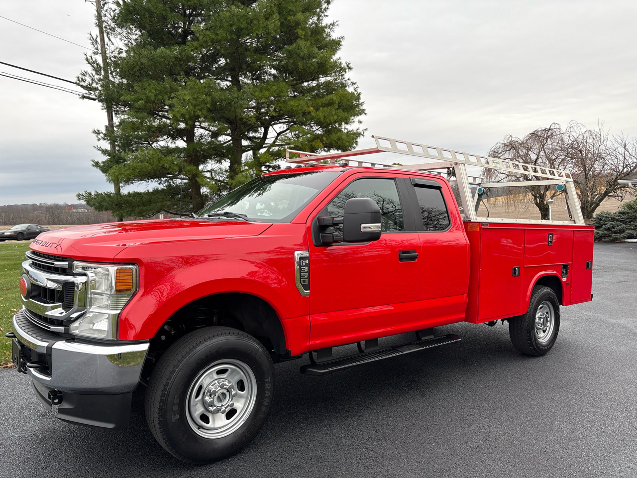 2022 Ford F-350 SD XL SuperCab Long Bed 4WD