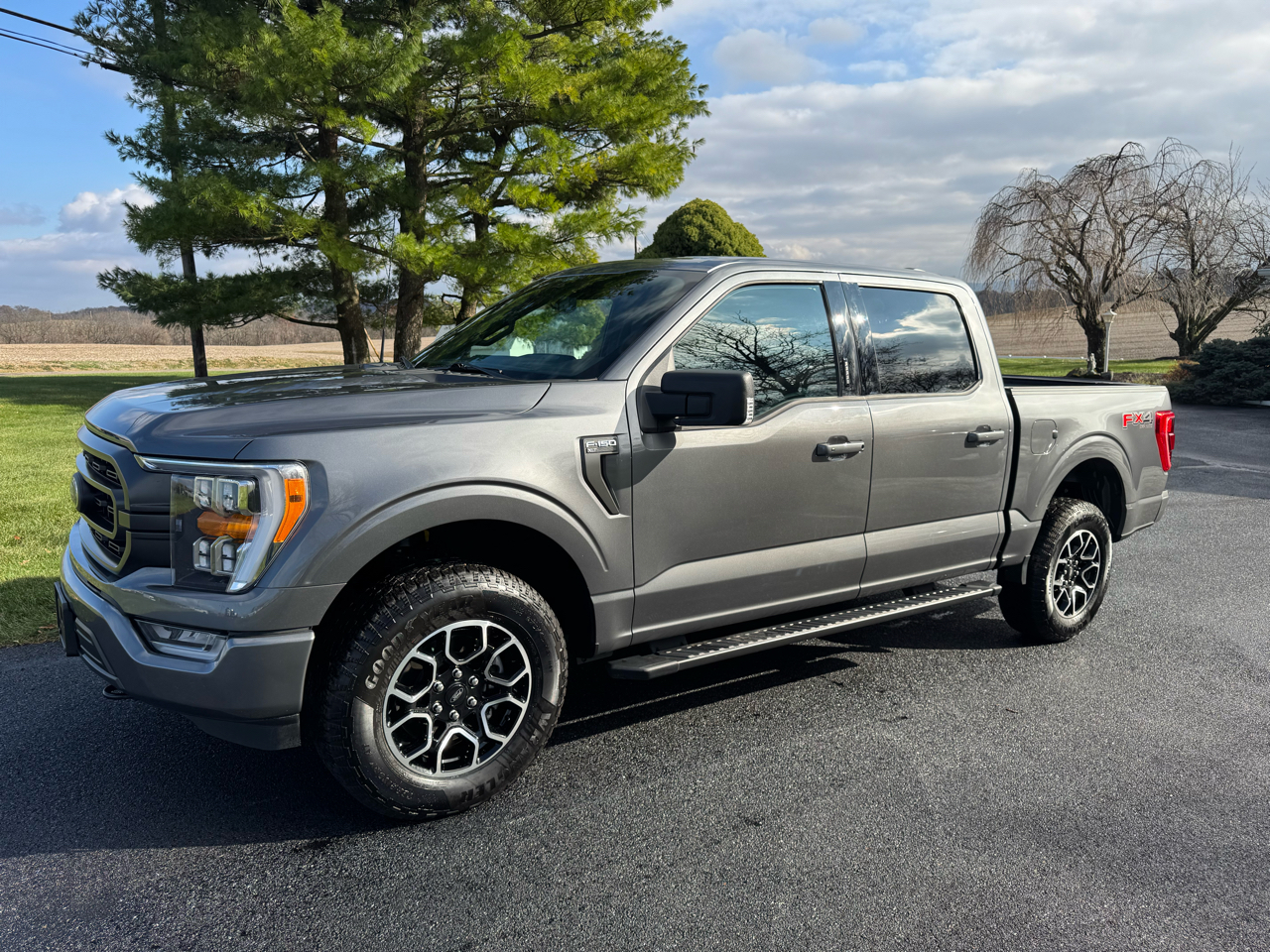 2022 Ford F-150 XLT SuperCrew 5.5-ft. Bed 4WD