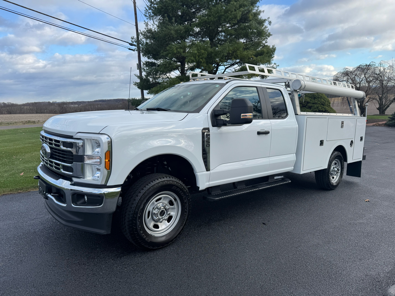 2024 Ford F-350 SD XL SuperCab Long Bed 4WD