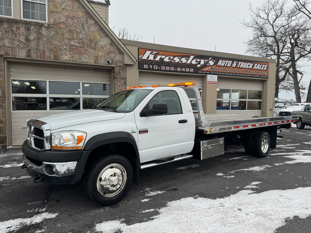 2009 Dodge Ram 5500 Regular Cab SLT 2WD