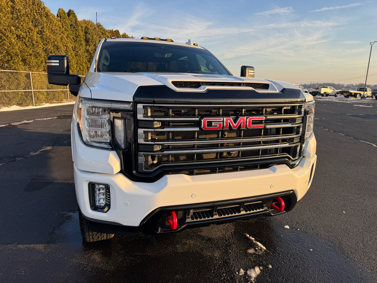 GMC Sierra 2500HD AT4 Crew Cab 4WD 2022