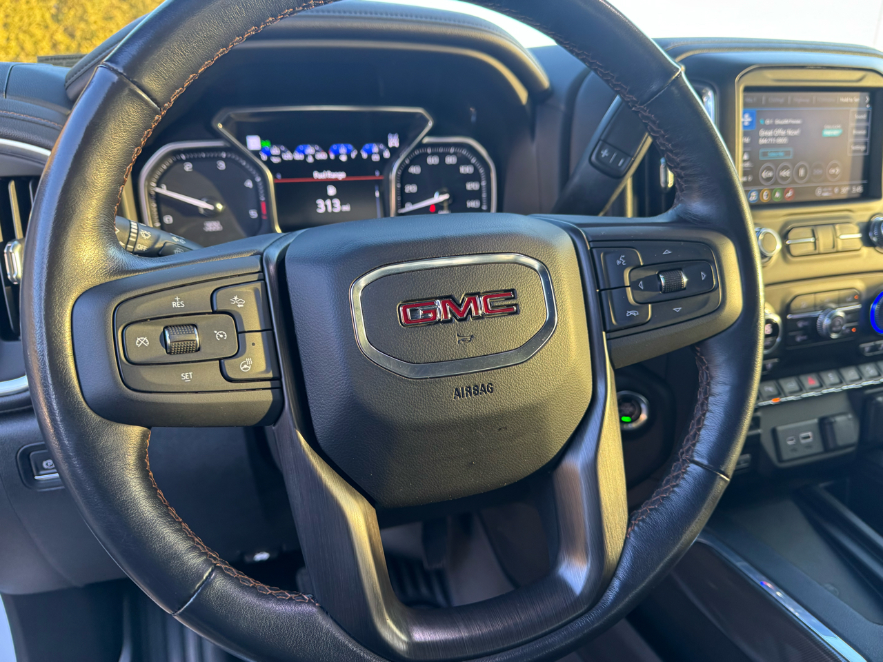 GMC Sierra 2500HD AT4 Crew Cab 4WD 2022