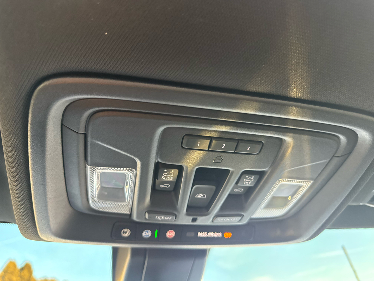 GMC Sierra 2500HD AT4 Crew Cab 4WD 2022