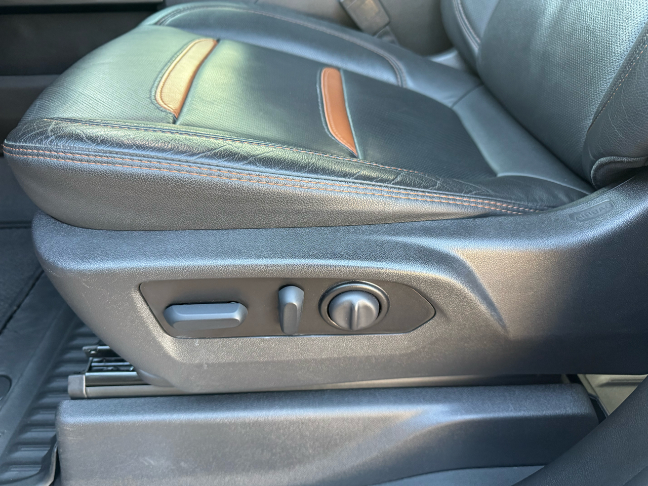 GMC Sierra 2500HD AT4 Crew Cab 4WD 2022