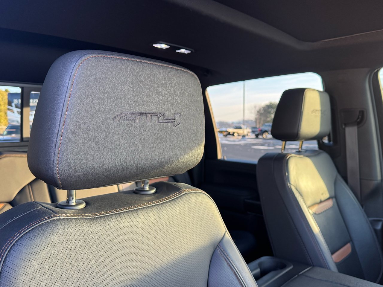 GMC Sierra 2500HD AT4 Crew Cab 4WD 2022