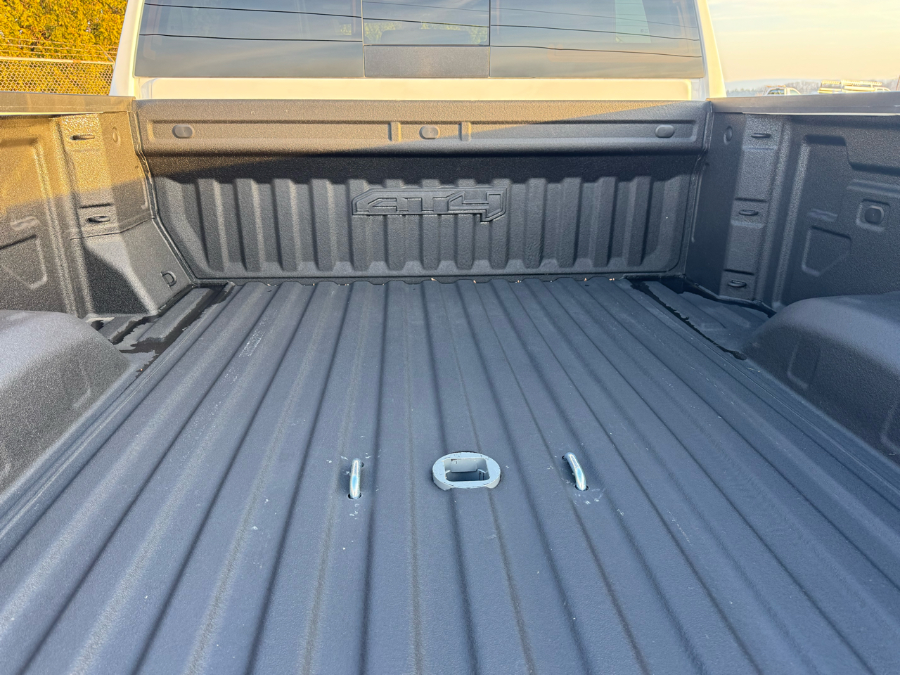 GMC Sierra 2500HD AT4 Crew Cab 4WD 2022