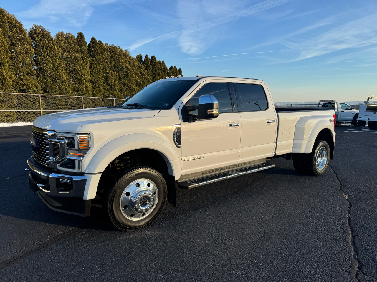 2020 Ford F-450 SD Lariat Crew Cab DRW 4WD