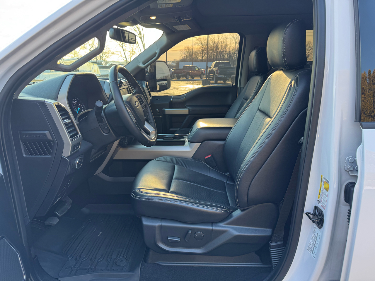 Ford F-450 SD Lariat Crew Cab DRW 4WD 2020