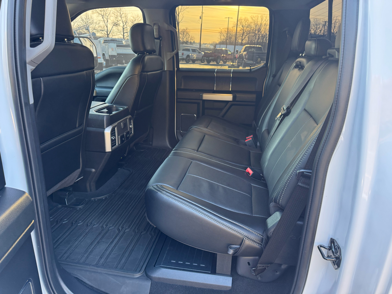 Ford F-450 SD Lariat Crew Cab DRW 4WD 2020