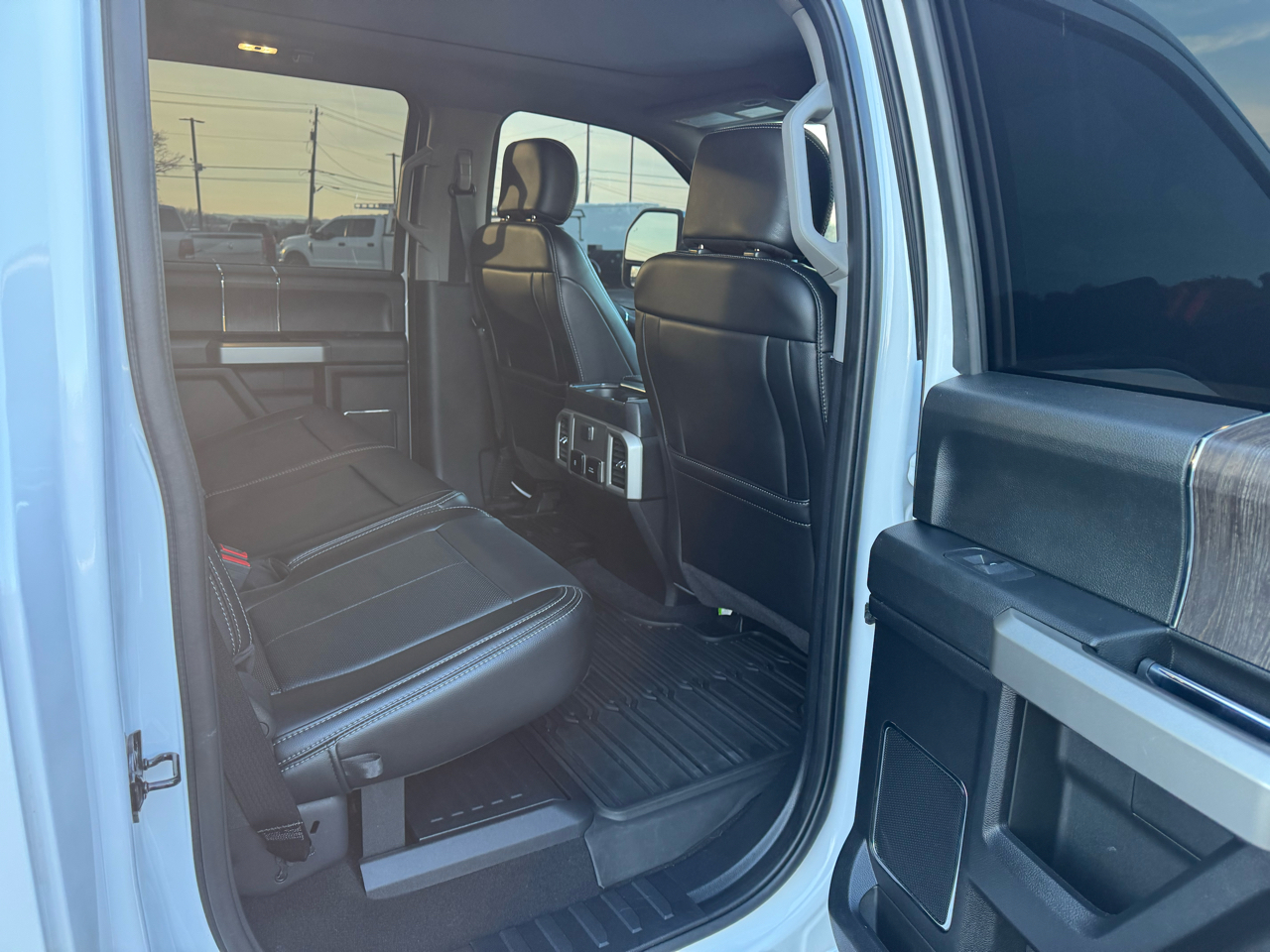 Ford F-450 SD Lariat Crew Cab DRW 4WD 2020